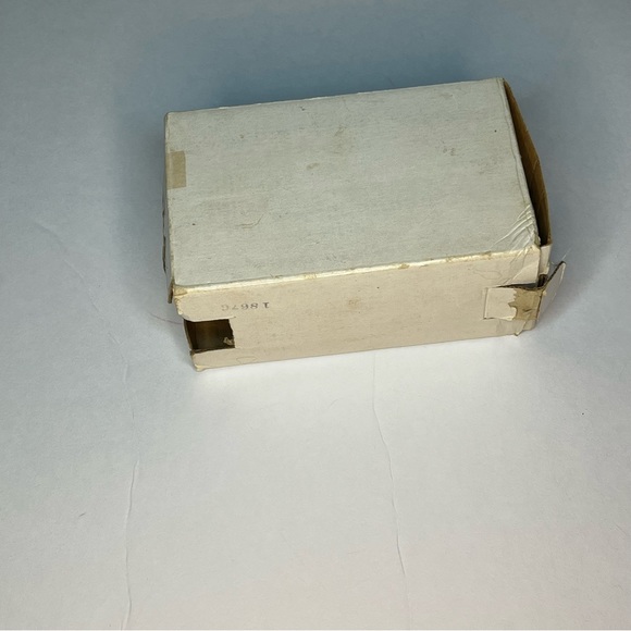 Vintage Castrol Limited Edition, 1913 Model T Van Bank. New inbox. - Picture 11 of 14